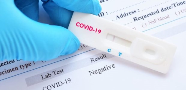 Τέσσερα θετικά κρούσματα κορωνοϊού σε rapid tests 